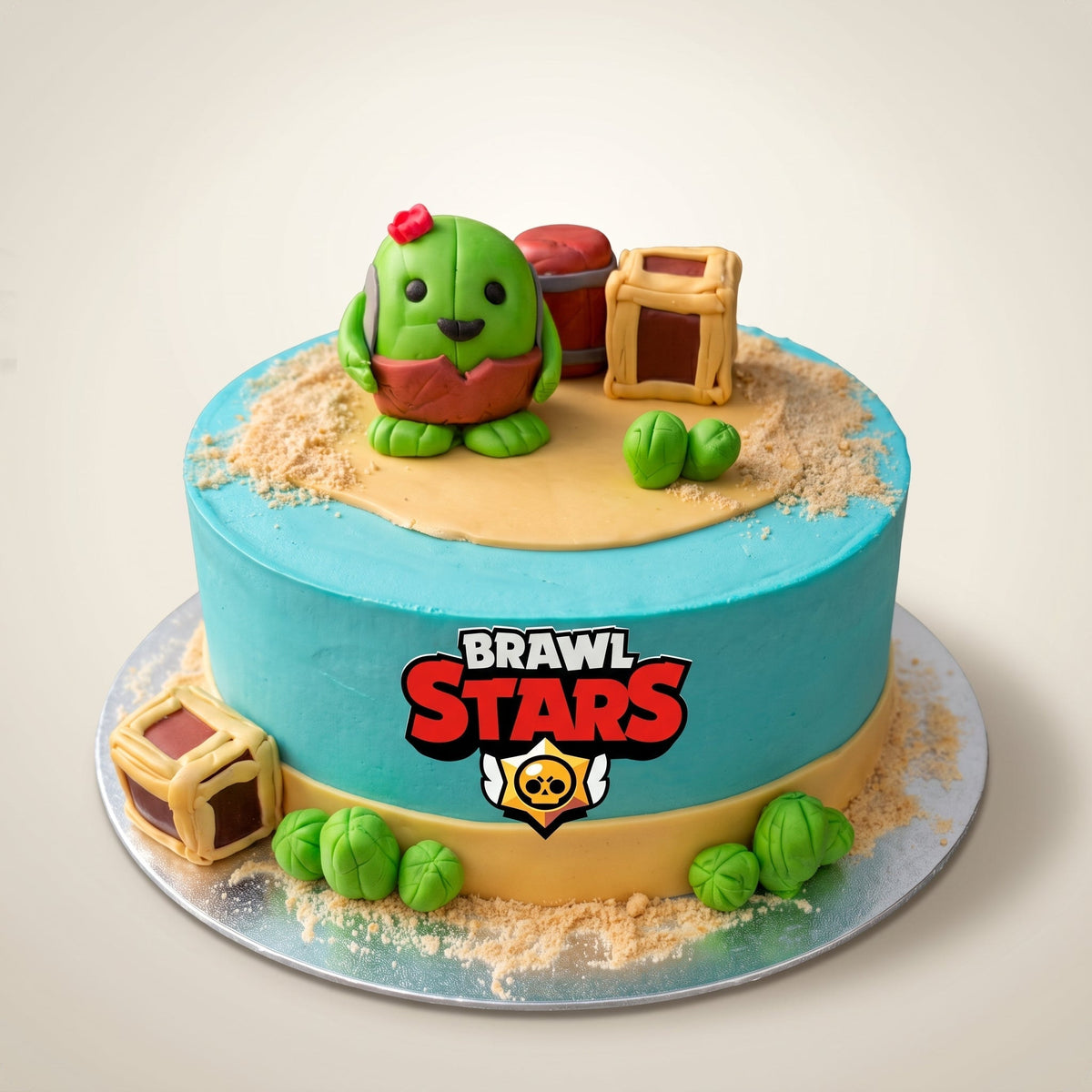 Tort Brawl Stars - turkusowy tort z figurką kaktusa, beczką i skrzynkami